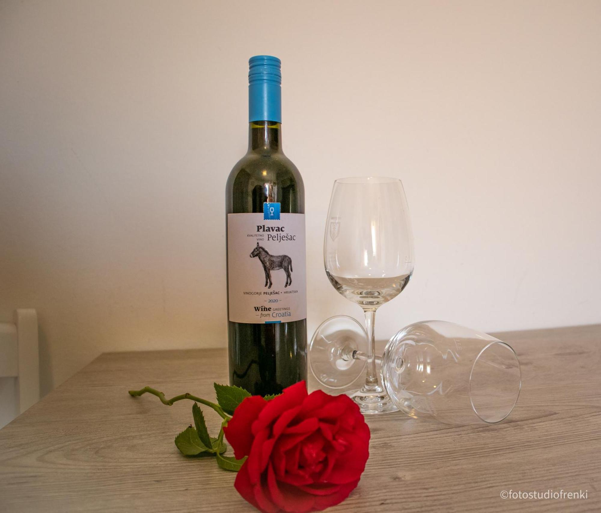 Guesthouse Marija Lopar Bagian luar foto
