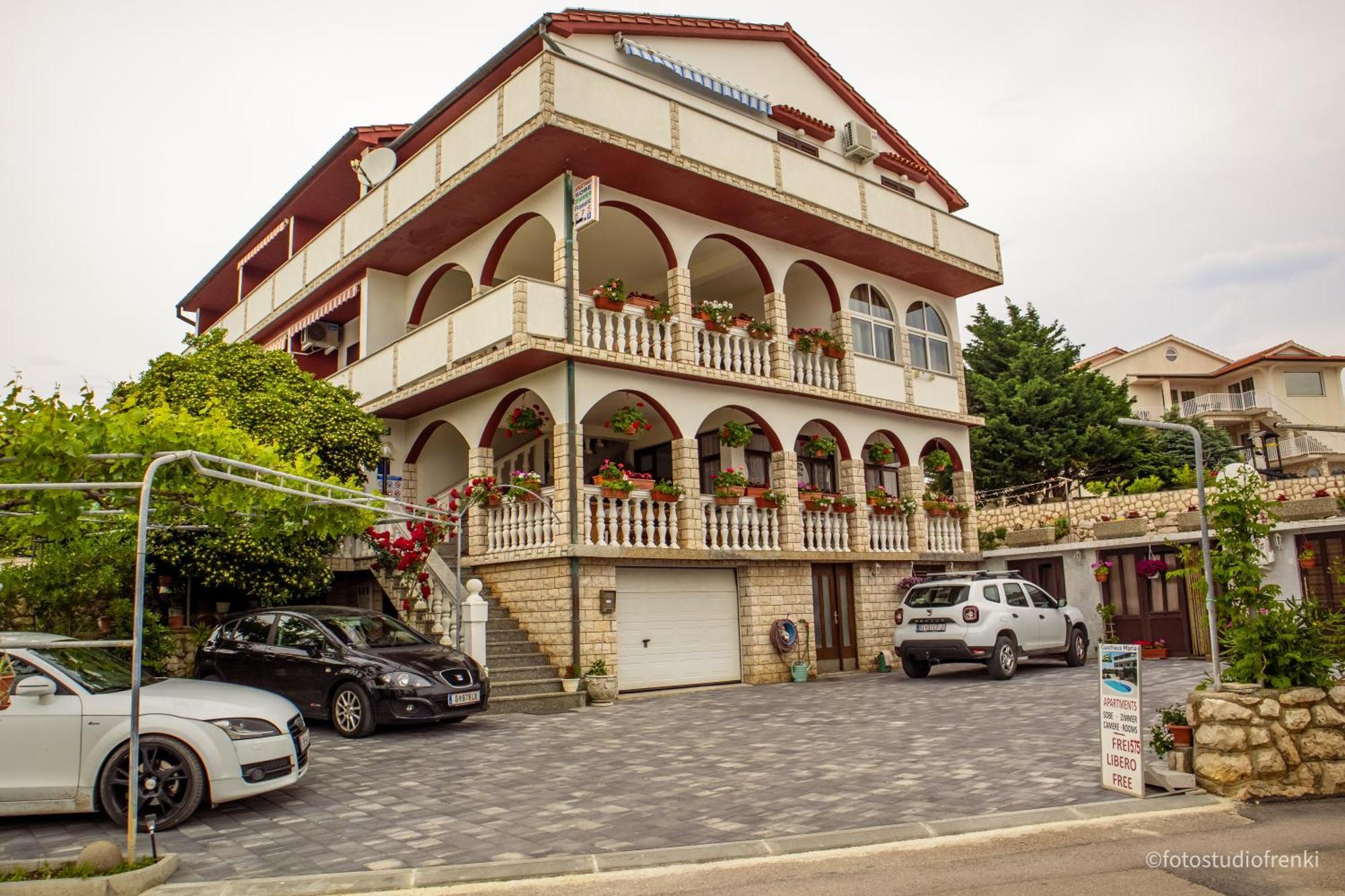 Guesthouse Marija Lopar Bagian luar foto