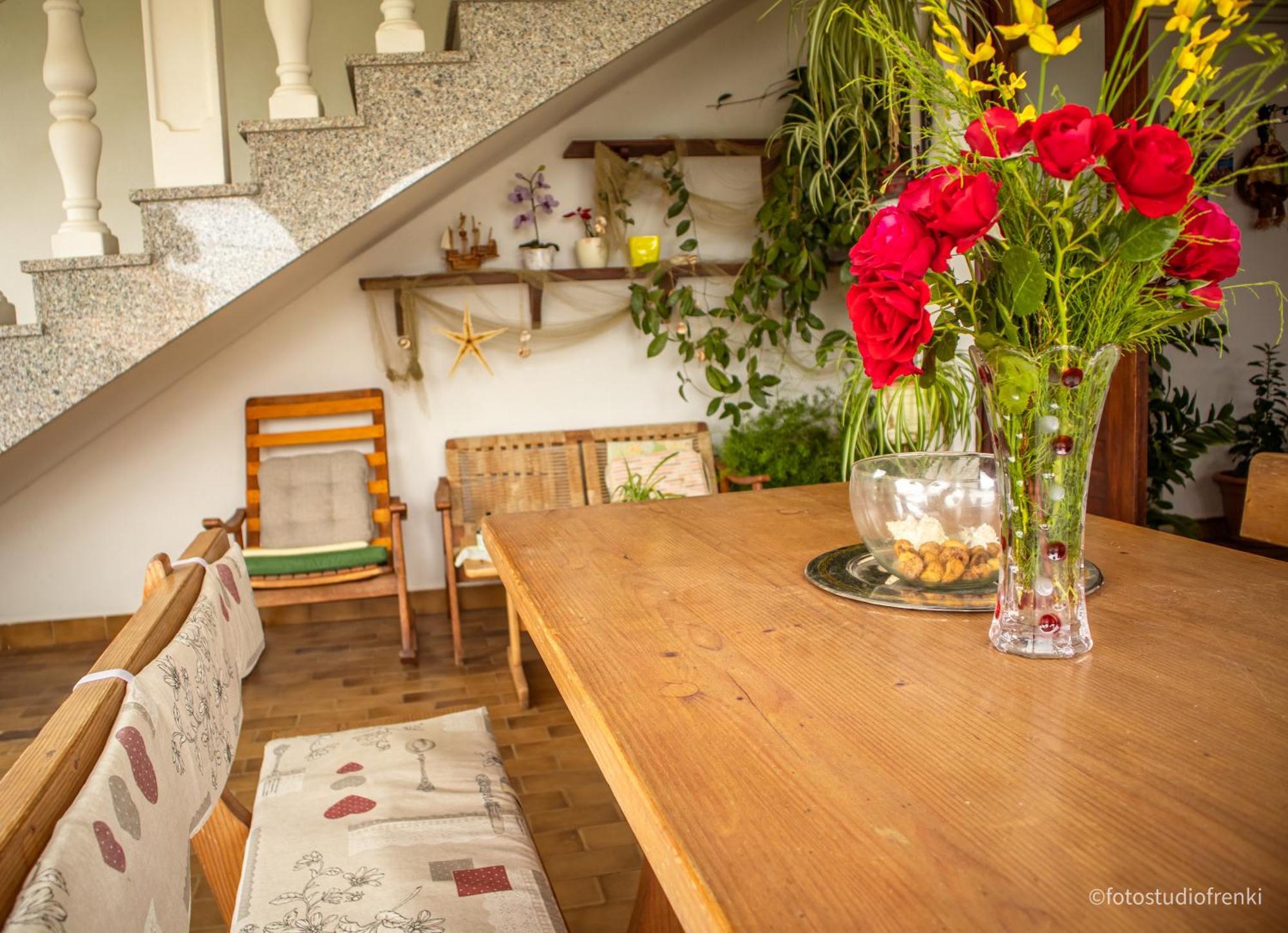 Guesthouse Marija Lopar Bagian luar foto