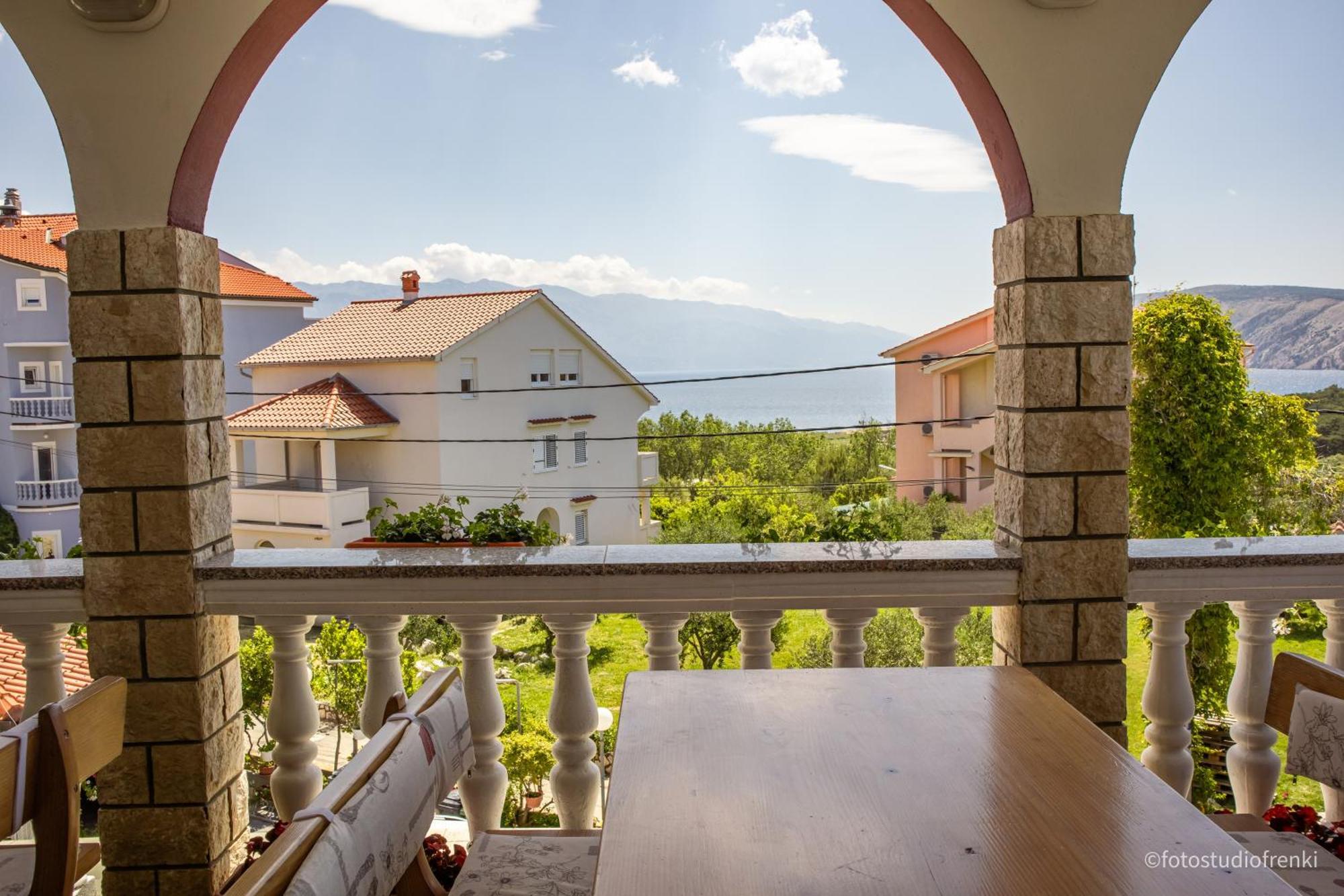 Guesthouse Marija Lopar Bagian luar foto