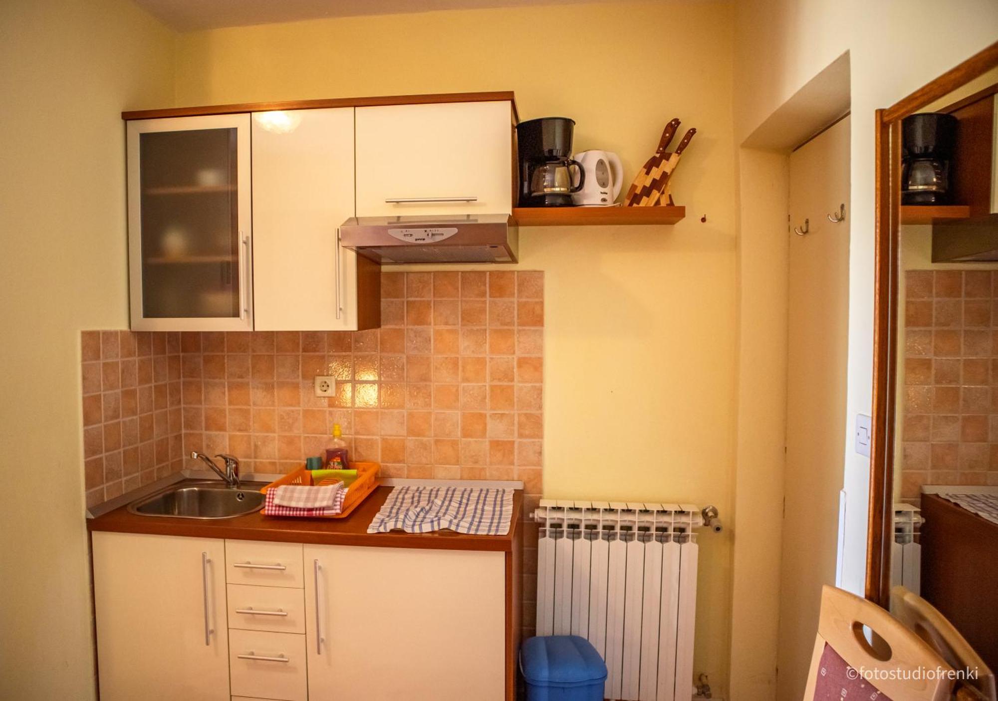 Guesthouse Marija Lopar Bagian luar foto