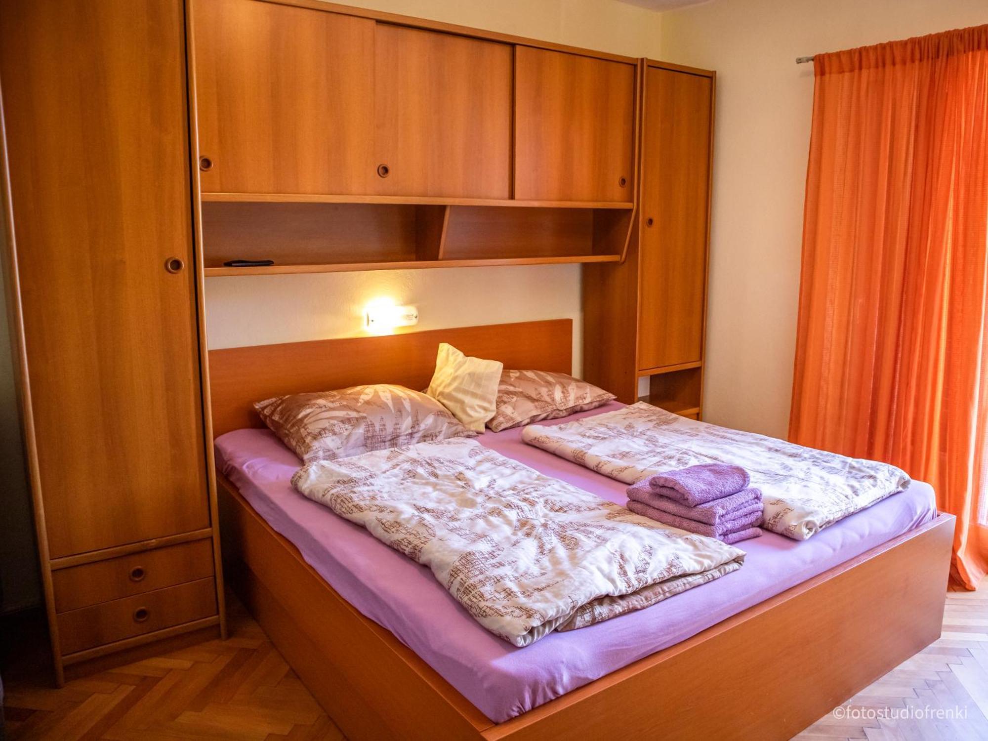 Guesthouse Marija Lopar Bagian luar foto