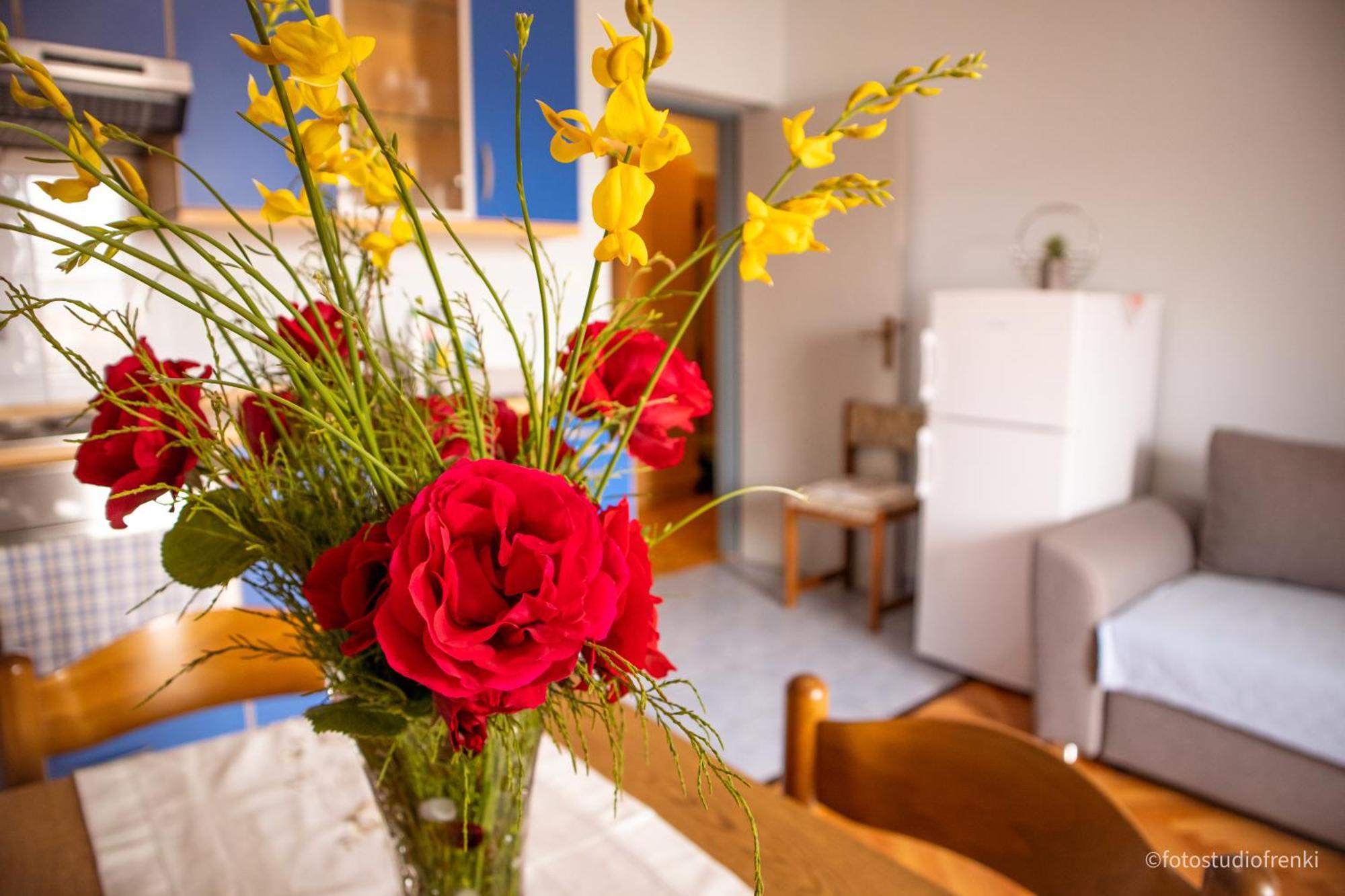 Guesthouse Marija Lopar Bagian luar foto