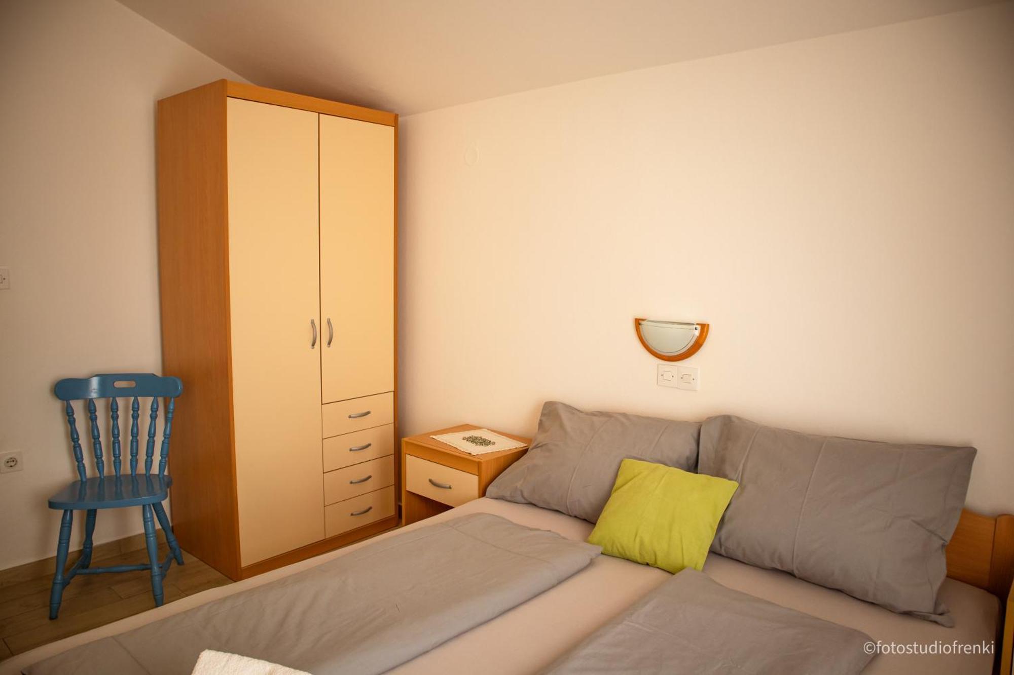 Guesthouse Marija Lopar Bagian luar foto